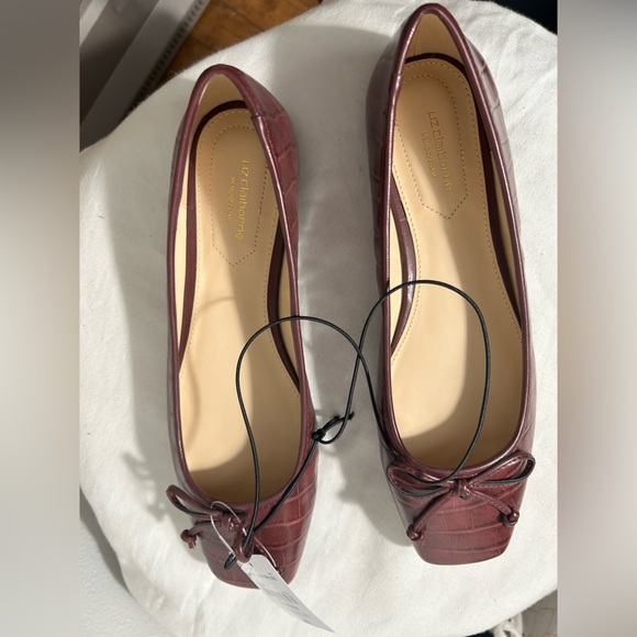 Liz Claiborne Maroon Croc-Embossed Flats - Picture 8 of 11